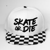 Kids snapback hat with SKATE OR DIE embroidered - White Checker