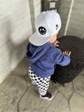 Kids snapback hat with embroidered smiley in black